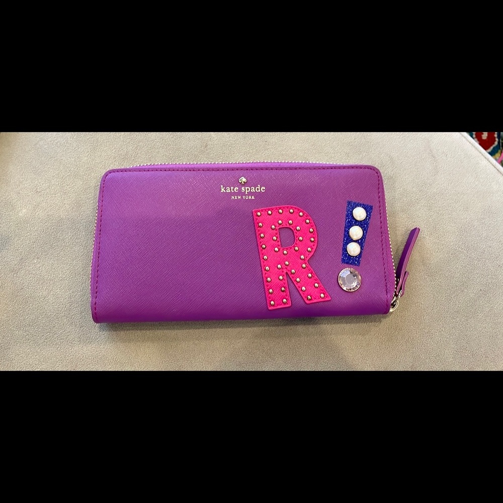 NWOT Kate Spade R! Large Zip around Wallet purple, pink. Lots of card slots!